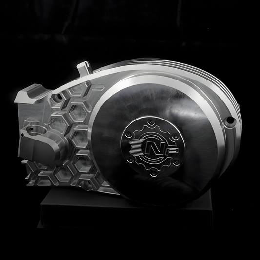 Für M53/M54 Seitendeckel "High Performance" Rechts (17600)